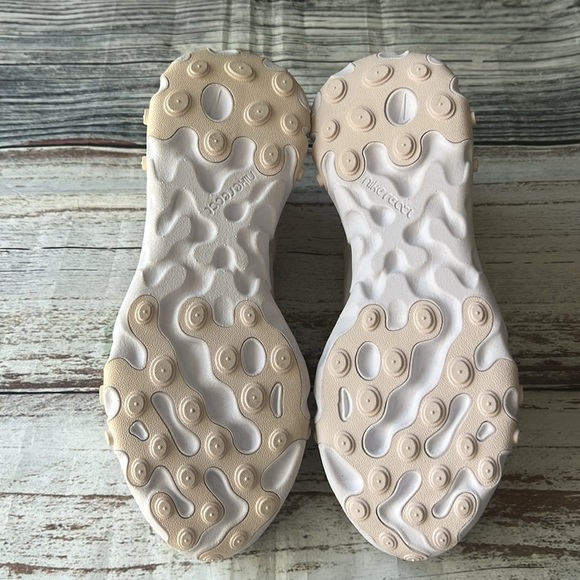 Nike Wmns React Element 55 Pink and Cream Sneakers Sz 7 - Picture 7 of 9